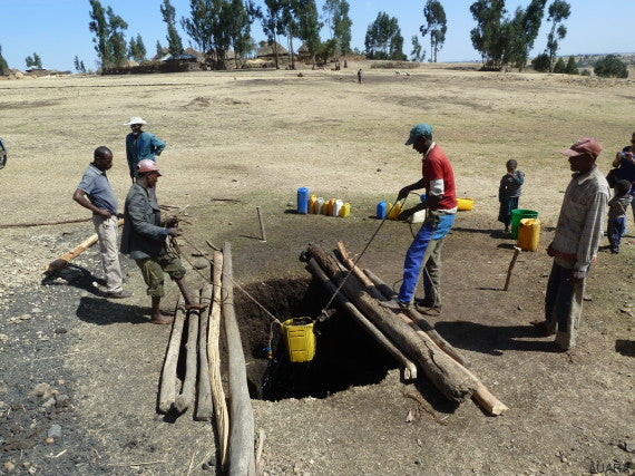 El agua que llega a los que no la tienen. Huffington Post